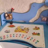 میز بچه گانه .ساعت دار