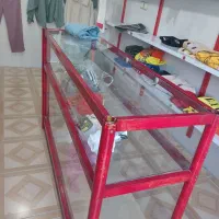 رگال لباس و ویترین مغازه