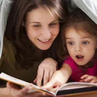 مربی فن بیان کودک  و قصه گویی