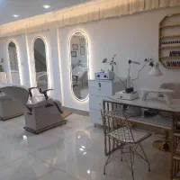 آرایشگری و زیبایی