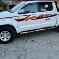 تویوتا هایلوکس