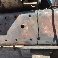 جوشکار واهنگر ماشین الات سنگین معدنی و.... هستم