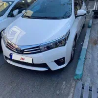 تویوتا کرولا