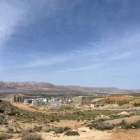 زمین-200متری-درب-ازساختمان-ملکی