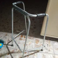 واکر چهارپایه