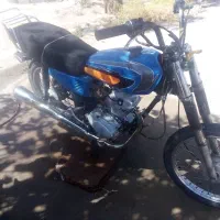 125