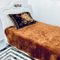تخت تک نفره ممبران