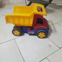 کامیون اسباب بازی