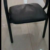 ۶تاصندلی با یه میز مدیرت سالم مخصوص بنگاه ۱۰ ملیون
