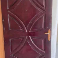 در ورودی آپارتمان