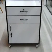 ساخت انواع میز ها و ترولی جنس MDF