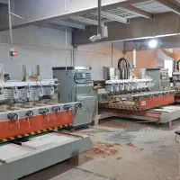 کارگر نیرو ساده آشنا به کامپیوتر اپراتور دستگاهcnc