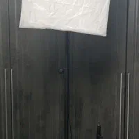 دو عدد پایه نور و دوربین