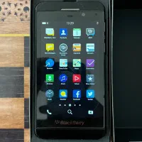 بلک بری z10