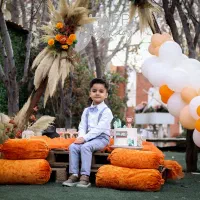 آتلیه عکاسی کودک و بزرگسال