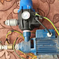 پمپ آب نیم اسب psi بهمراه اتومات
