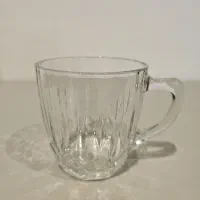 لیوان دسته دار