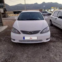 کمری 2005