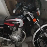 هوندا ۲۰۰ کاربرات باک مشکی
