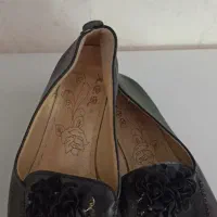 کفش مجلسی و اسپرت