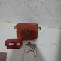 قفل درب حیاط