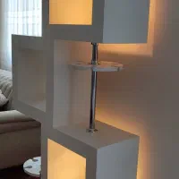 استند سفید رنگ