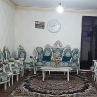 یک دست مبل ۹نفره سالم بدون پارگی جنس چوب
