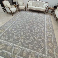 فروش یه فرش کاملا نو باقیمت زیر فی