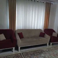 مبل ۷ نفره زرشکی و استخوانی