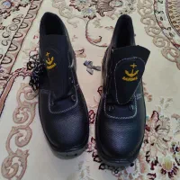 با سلام یک جفت کفش کار نو نو اکبند