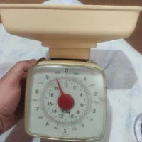 ترازوی آشپزخانه قدیمی تا ۱۰ کیلو