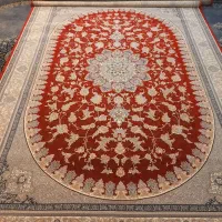 یک عدد ۹متری قرمز رنگ