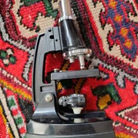 میکروسکوپ دانش آموزی