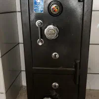 گاو صندوق دو طبقه