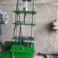 دستگاه تزریق پلاستیک عمودی