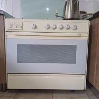 گاز فر دار پنج شعله بسیار تمیز