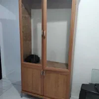 فروش فوری دراور و ویترین چوبی