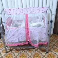 گهواره و وسایل بچه درحدنو