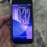 آیفون se 2020
