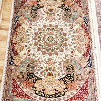 یک جفت فرش ذرع و نیم