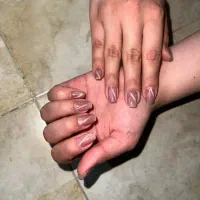 تخفیف ویژه کاشت و ترمیم ناخن