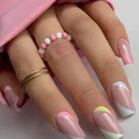 تخفیف ویژه کاشت ناخن با بهترین متریال روسی