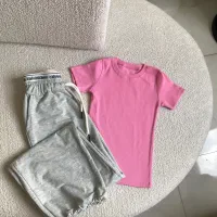 تیشرت کبریتی صورتی