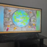 تلوزیون32اینج نو نو با میز تلوزیون