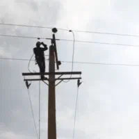 خدمات برق رسانی
