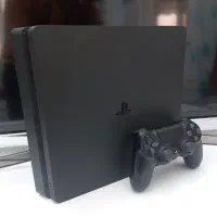 ps4 slim 1T بسیار سالم با جعبه و کیف