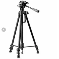 دوربین کنانن 450D با دو عدد فلاش چتری ۱۵۰ ژول