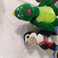 ۲ عدد عروسک لاکپشت و پنگوئن
