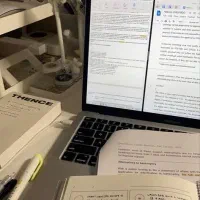 نگارش مقاله اقتصاد با تحلیل شاخصهای مالی