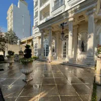 ۱۶۰ متر نوساز/فول مشاعات/بهترین لوکیشن منطقه